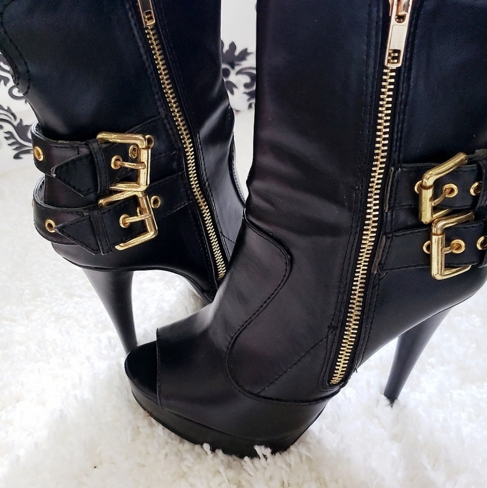 Black Bootie